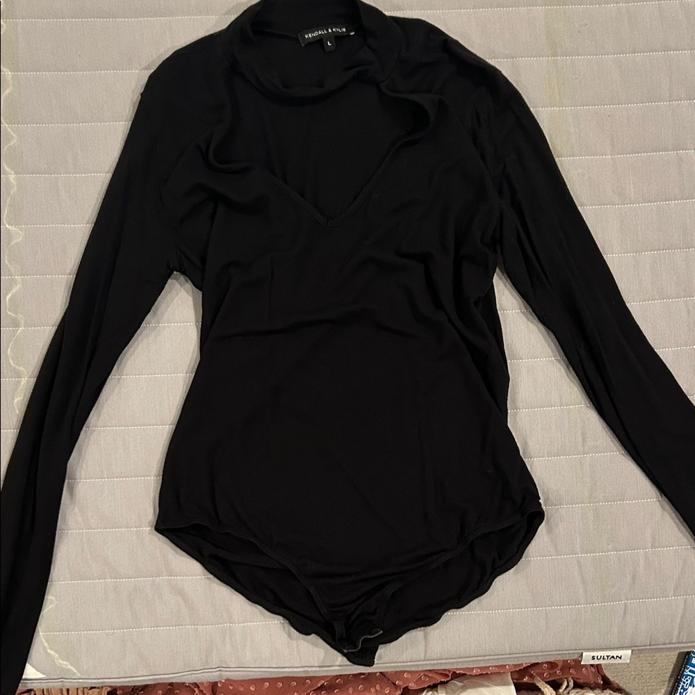 Kendall & Kylie Black Top